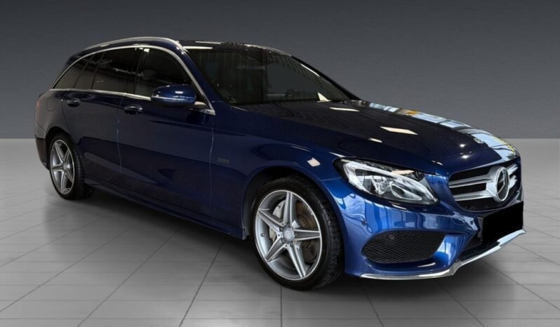 
Mercedes-Benz C350 AMG full									