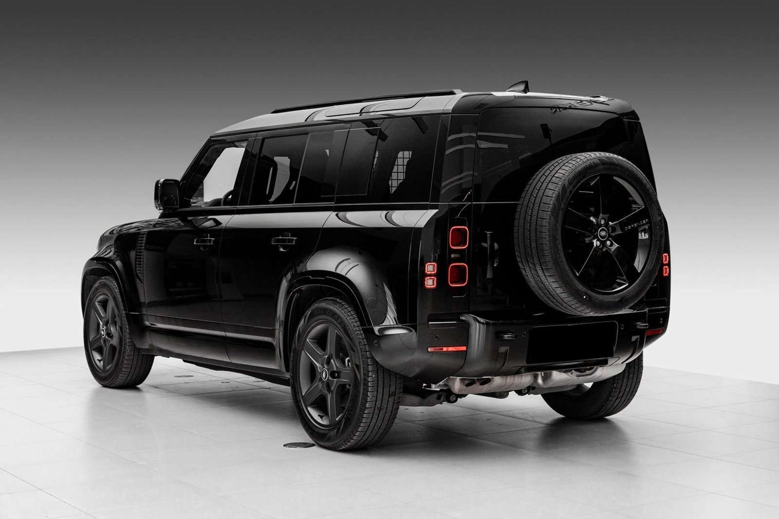 Land Rover Defender 110 3.0 D300 X-Dynamic SE