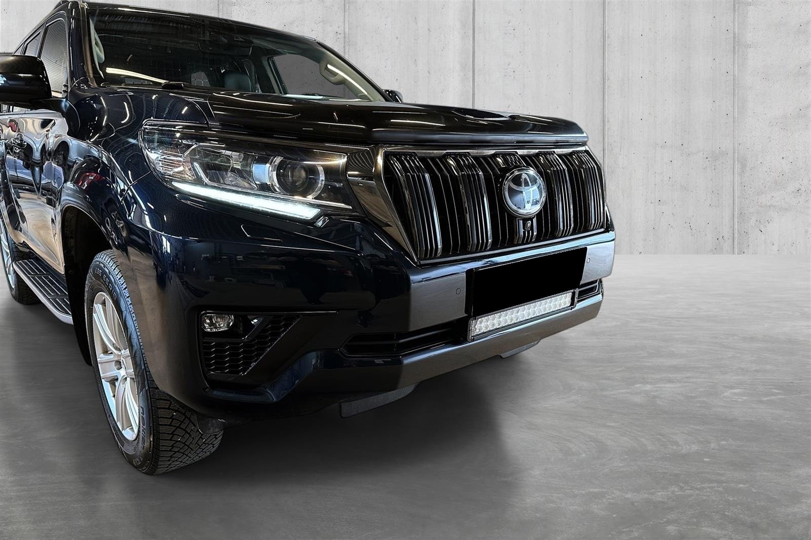 Toyota Land Cruiser 2.8 D-4D 204 ch VX Black Edition