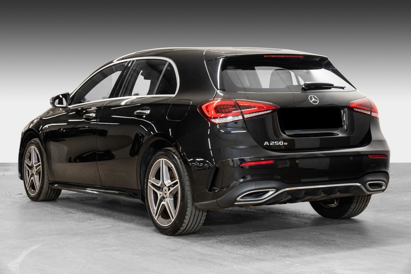 Mercedes-Benz A 250 e AMG