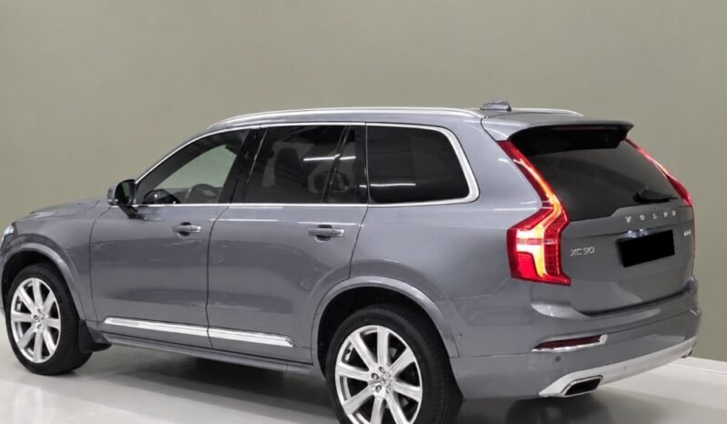 
Volvo XC90 D4 Inscription AWD 190 ch full									