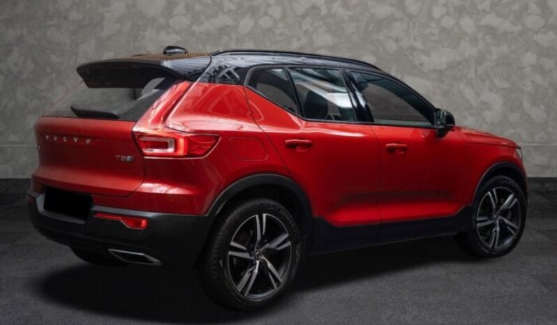 
Volvo XC40 T5 Twin Engine R-Design full									