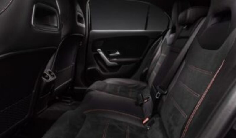 
Mercedes-Benz A 220 4MATIC AMG full									