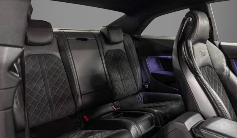 
Audi RS5 Coupé V6 450 CH full									