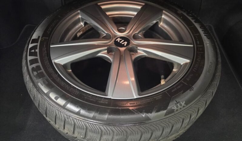 
Kia Optima Plug-in Hybrid 2.0 224 ch full									