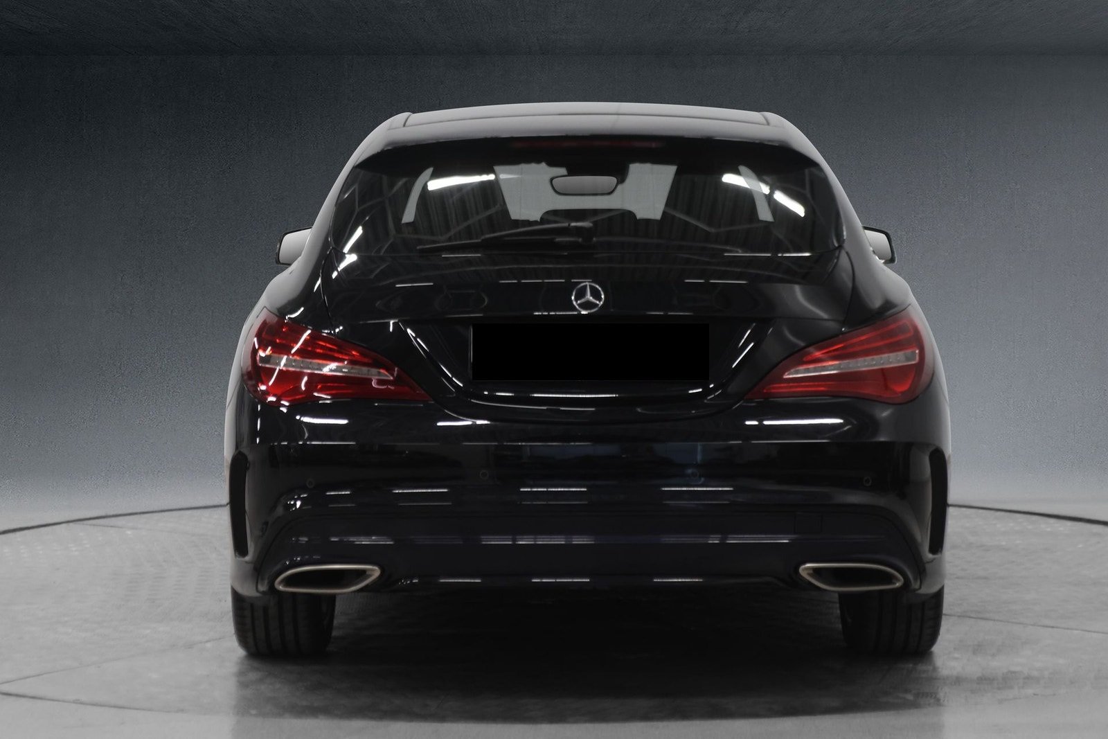 Mercedes-Benz CLA 180 AMG Line
