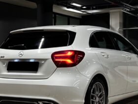 Mercedes-Benz A 180