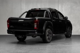 Isuzu D-Max 1.9 Double Cab Black Edition
