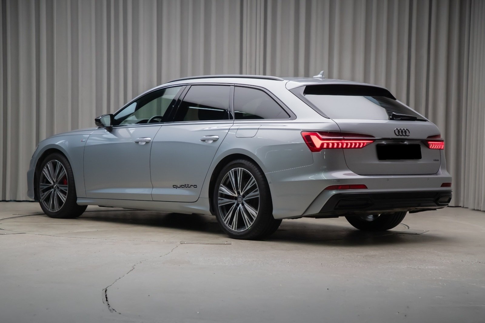 Audi A6 55 TFSI e S line