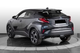 Toyota C-HR 1.8 Hybrid Lounge Tech Bi-Tone