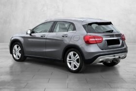 Mercedes-Benz GLA 180 122 ch Automatique