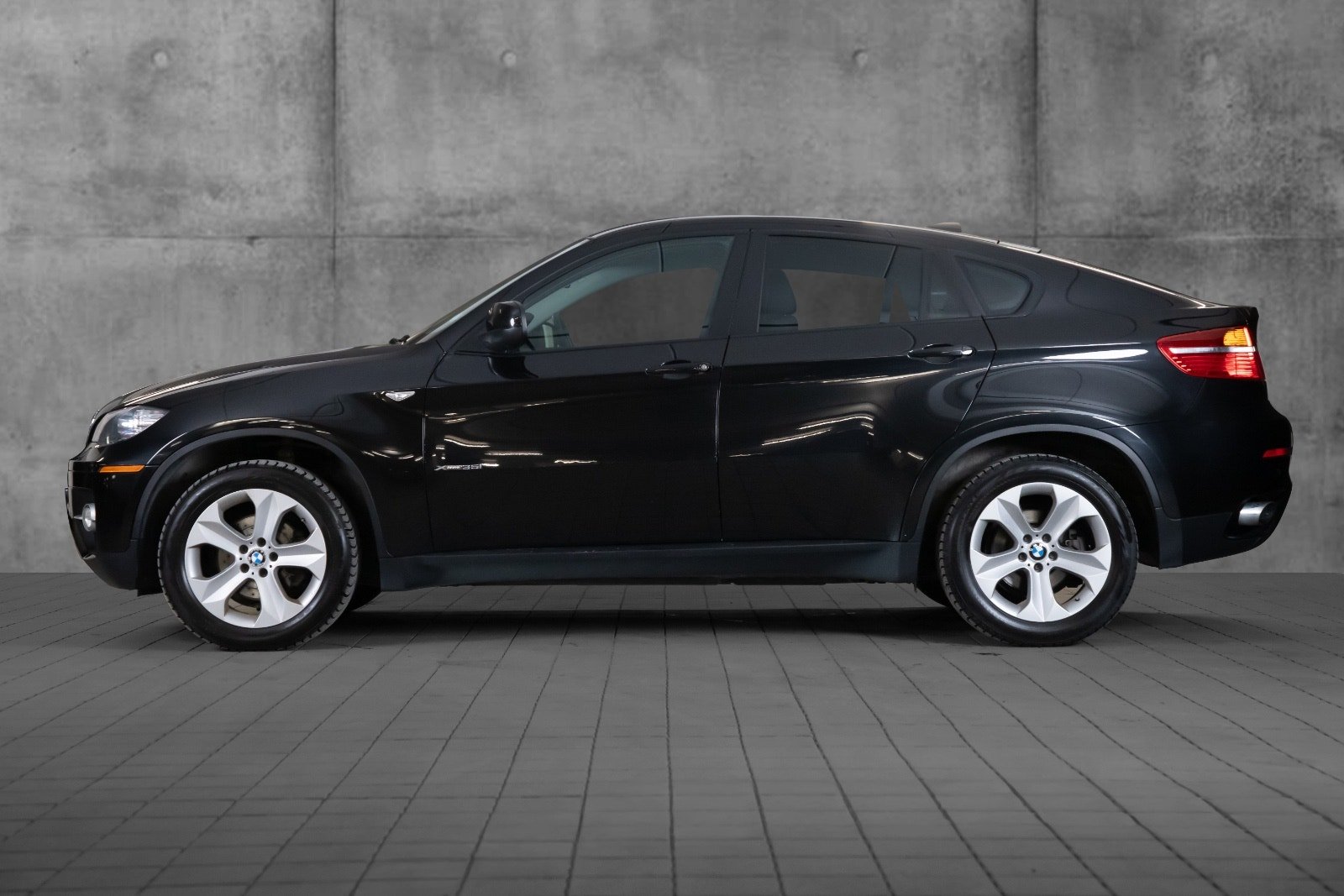 BMW X6 xDrive35i 303 ch