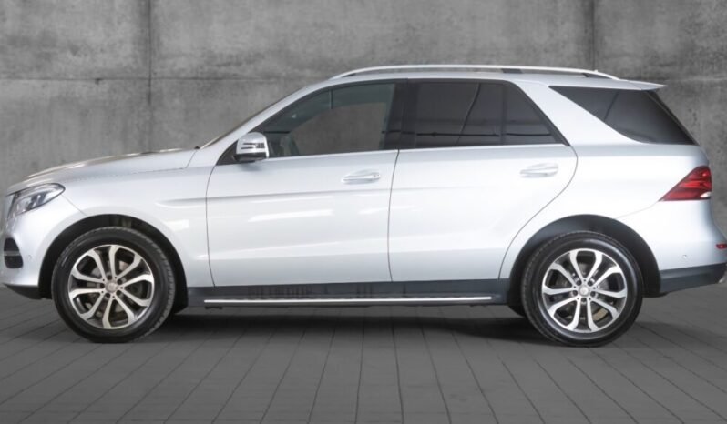 
Mercedes-Benz GLE 250 d 4MATIC full									