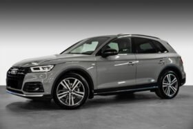 Audi Q5 2.0 TDI S line