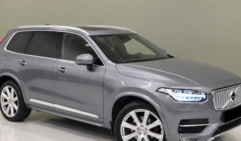 
Volvo XC90 D4 Inscription AWD 190 ch full									
