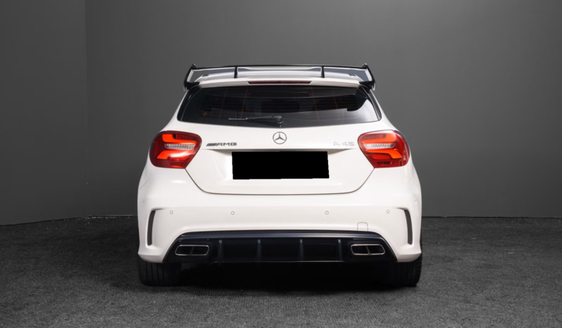 
Mercedes-Benz A45 AMG 4MATIC full									