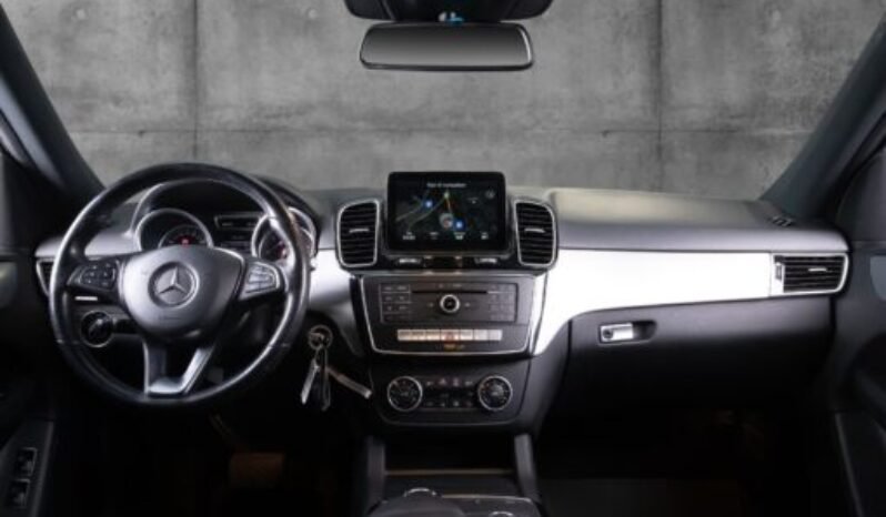 
Mercedes-Benz GLE 250 d 4MATIC full									