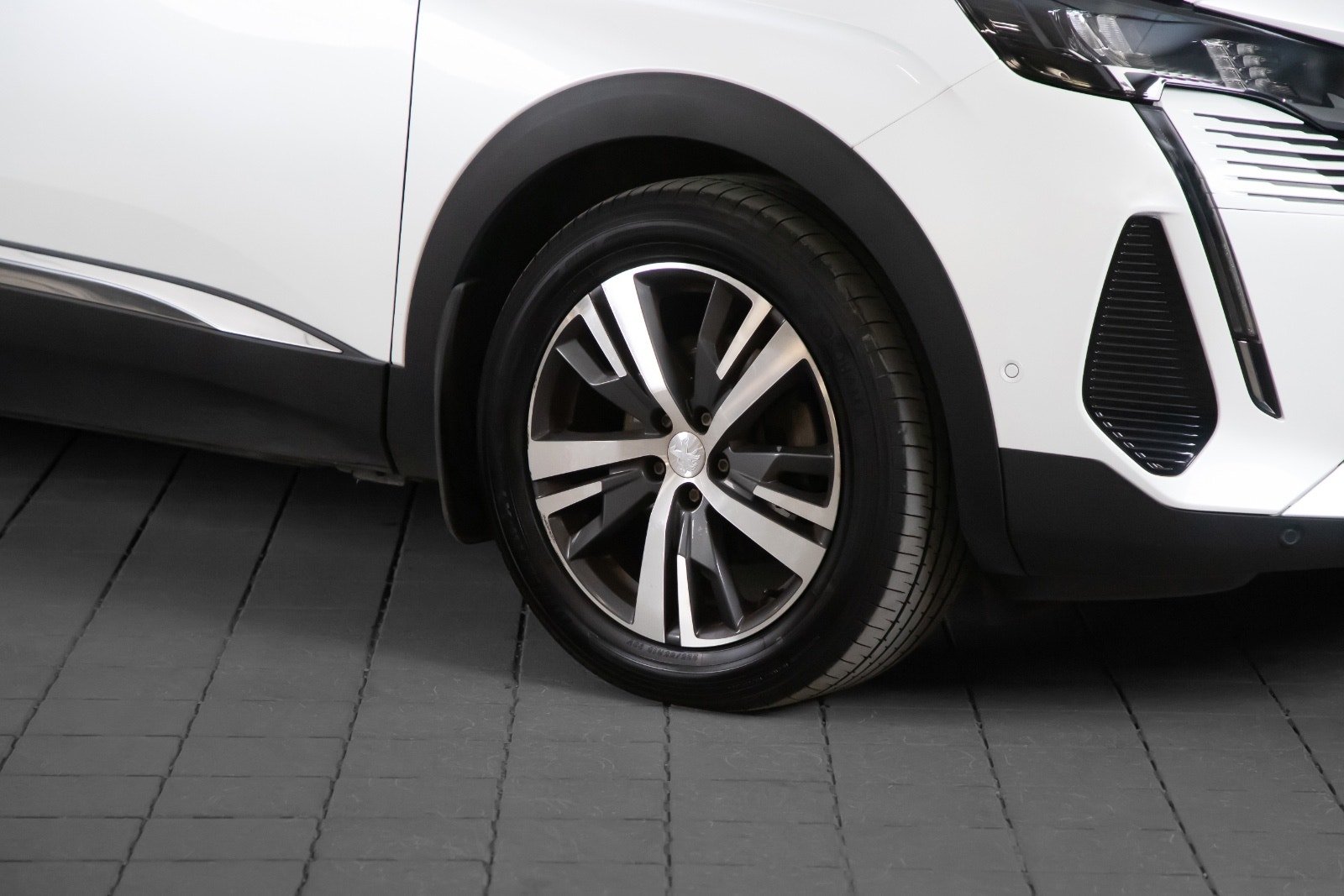 Peugeot 5008 1.5 BlueHDi 130 ch