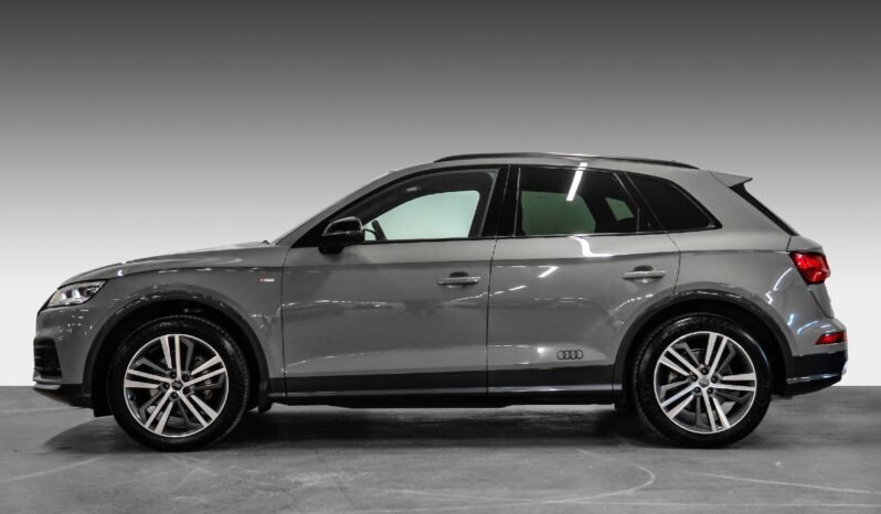 
Audi Q5 2.0 TDI S line full									