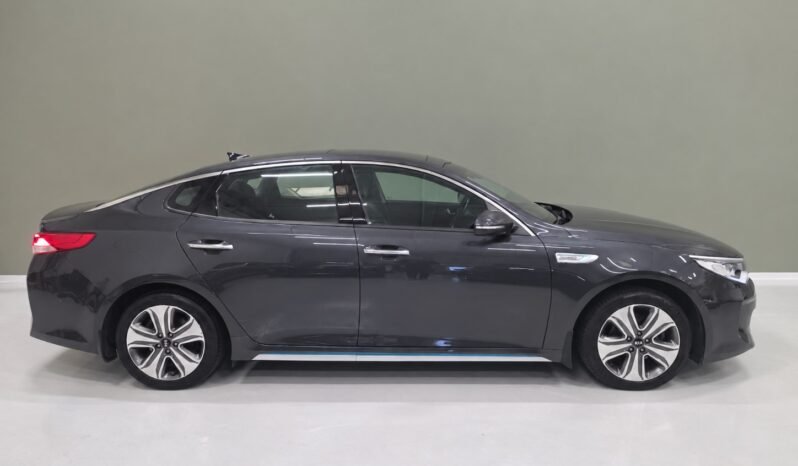 
Kia Optima Plug-in Hybrid 2.0 224 ch full									