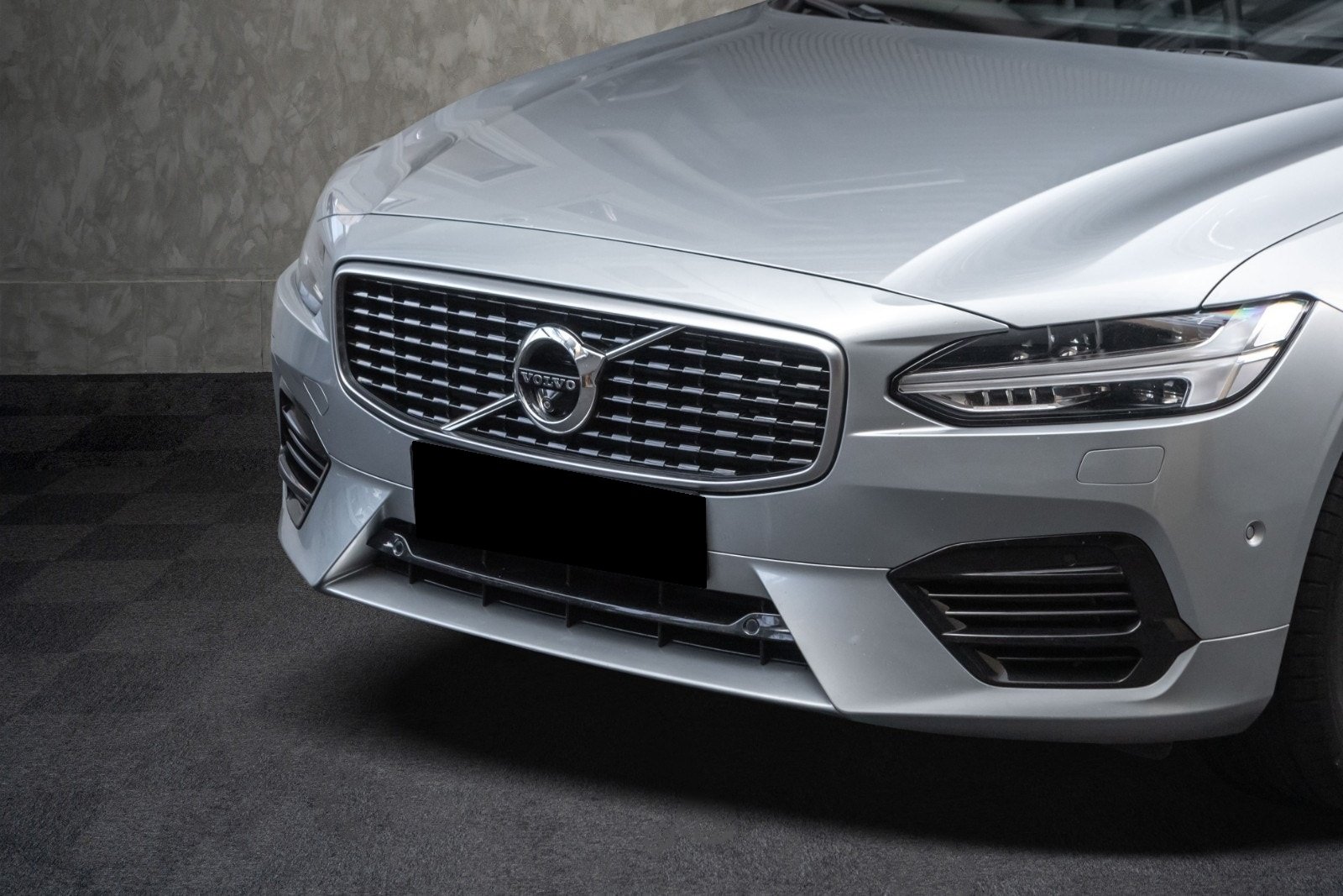 Volvo S90 T8 AWD R-Design 408 ch