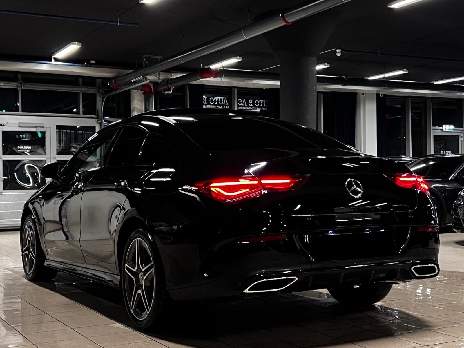 Mercedes-Benz CLA 250 e AMG Line / 2x AMG