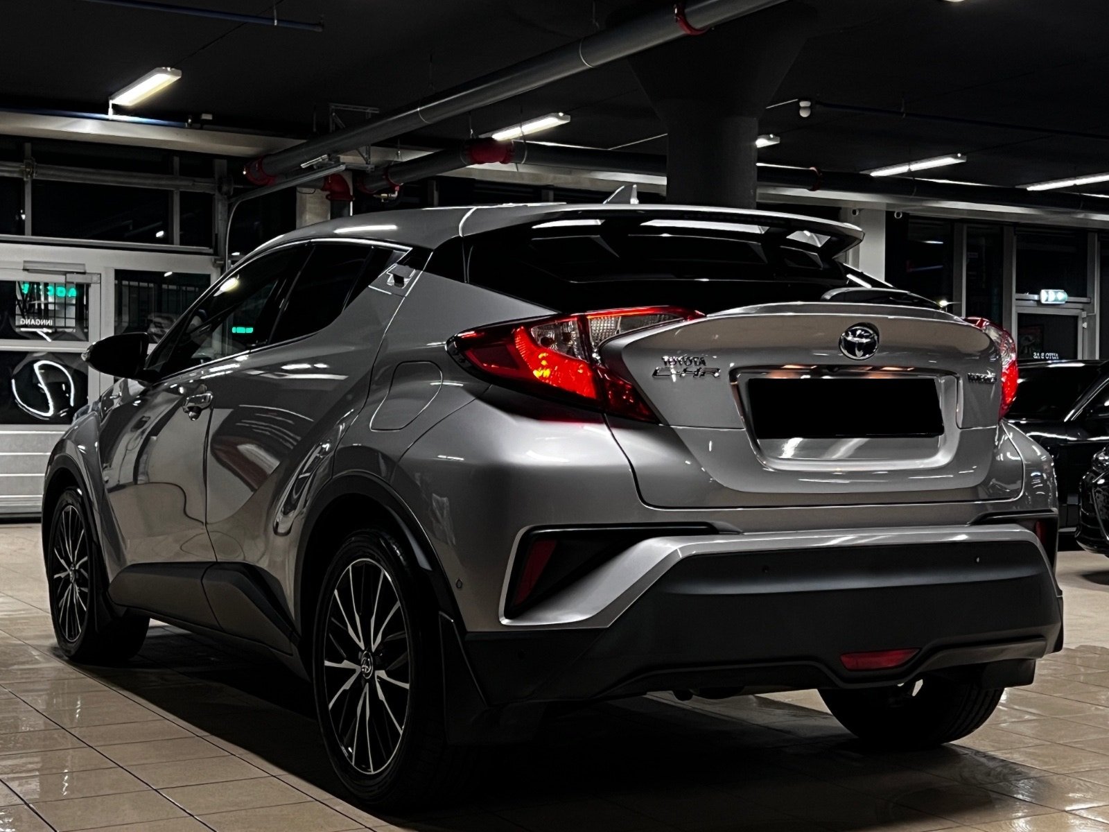 Toyota C-HR 1.8 Hybrid LoungeTech