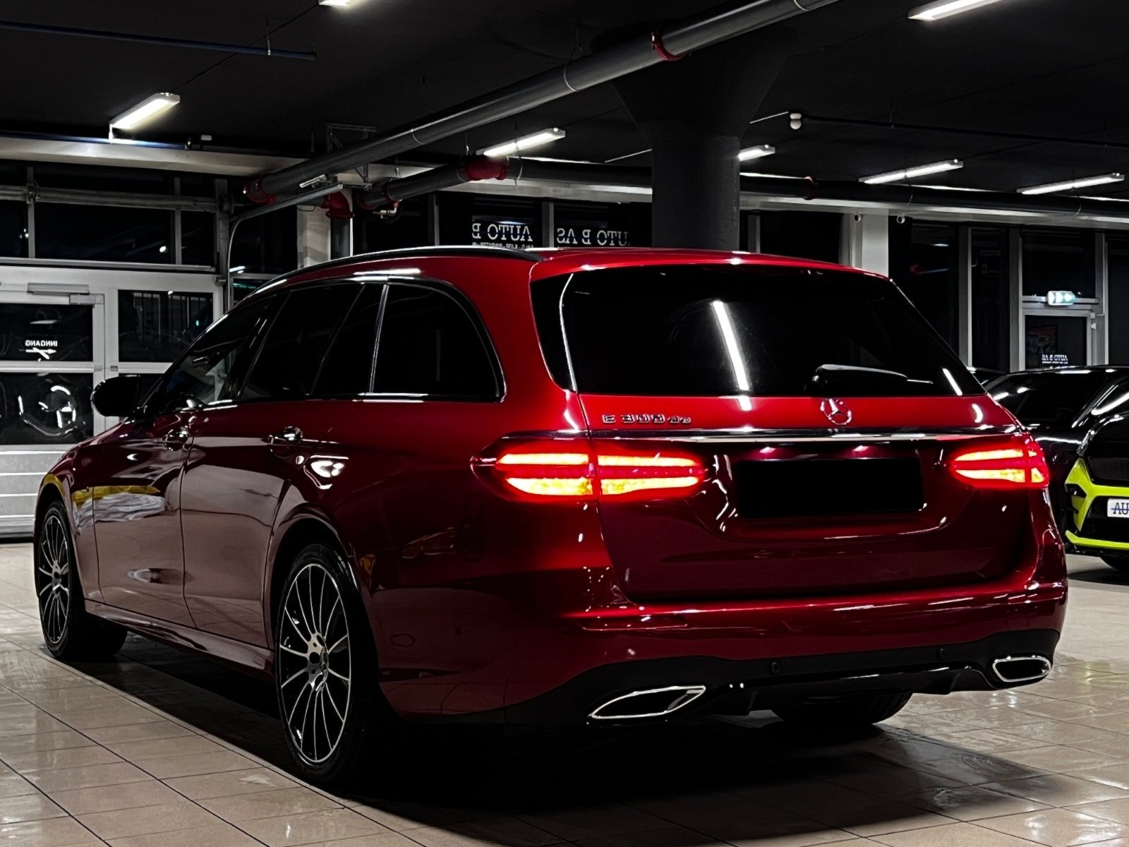 Mercedes-Benz E 300 de 4MATIC 2x AMG