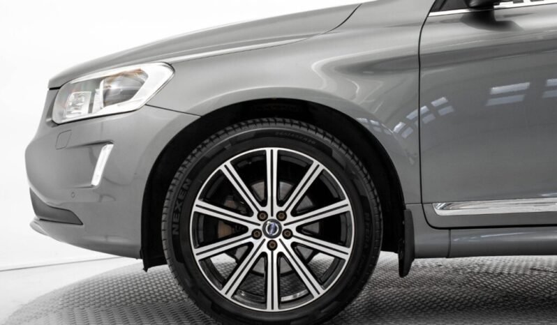 
Volvo XC60 D5 AWD Summum full									
