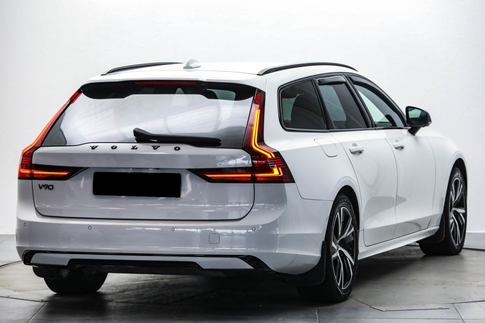 Volvo V90 T6 AWD R-Design
