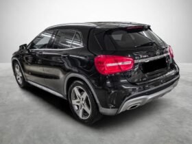 Mercedes-Benz GLA 180 AMG Line