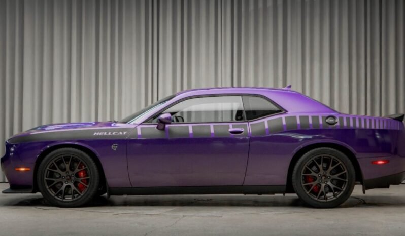 
Dodge Challenger SRT Hellcat full									