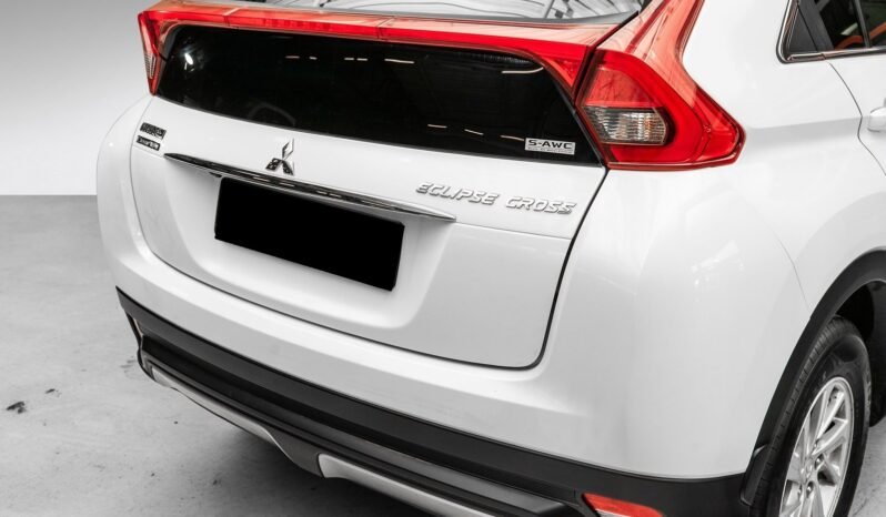 
Mitsubishi Eclipse Cross 1.5T 163 ch 4WD full									