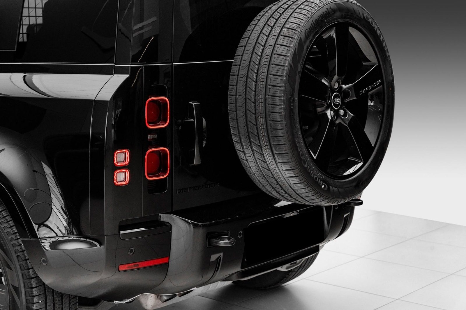 Land Rover Defender 110 3.0 D300 X-Dynamic SE