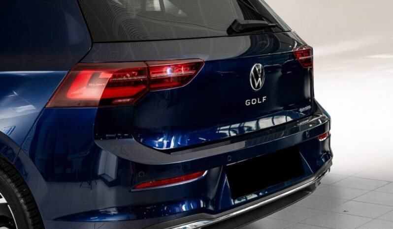 
Volkswagen Golf VIII eHybrid full									