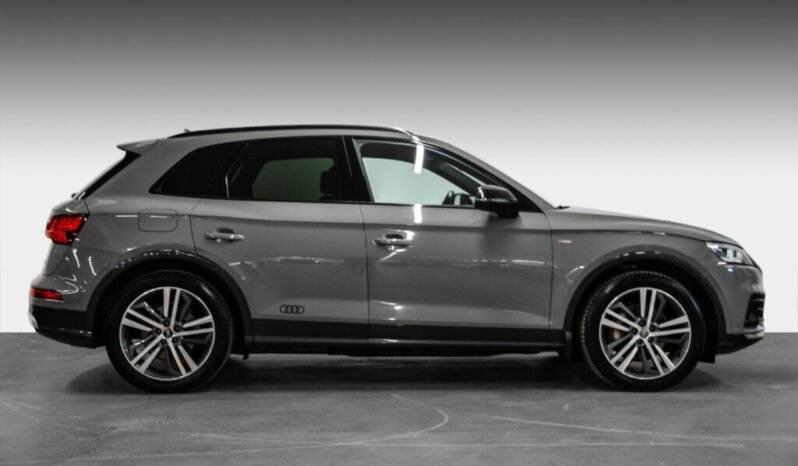 
Audi Q5 2.0 TDI S line full									