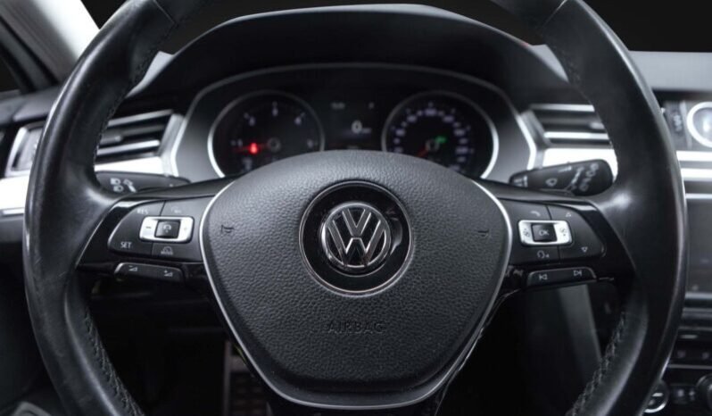 
Volkswagen Passat Alltrack 2.0 TDI 4M Exclusive full									