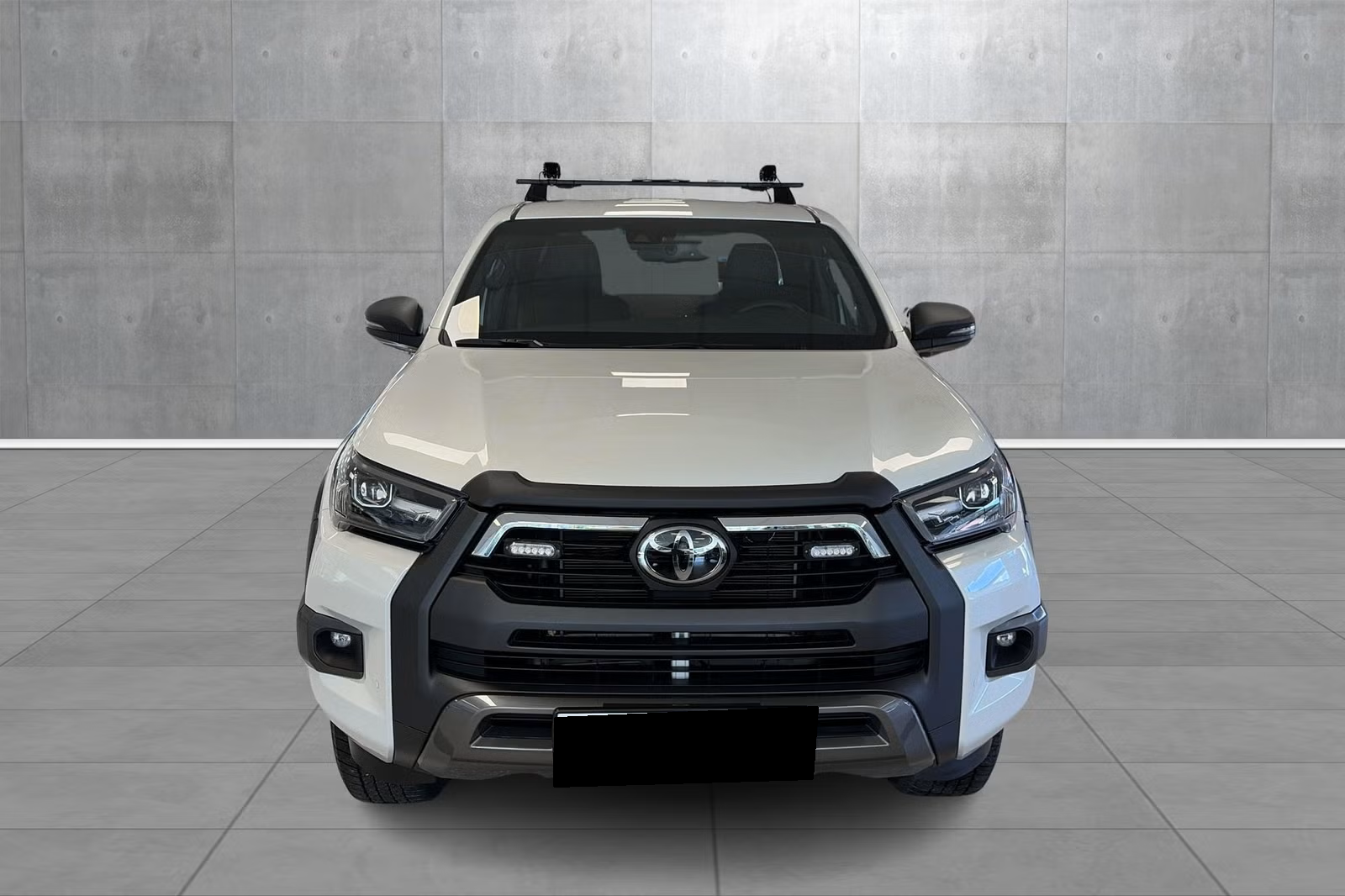TOYOTA HILUX 204 CH DIESEL AUTOMATIQUE SKINN TOPPMODELL LAV KM 2025