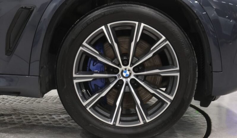 
BMW X5 xDrive45e M Sport full									