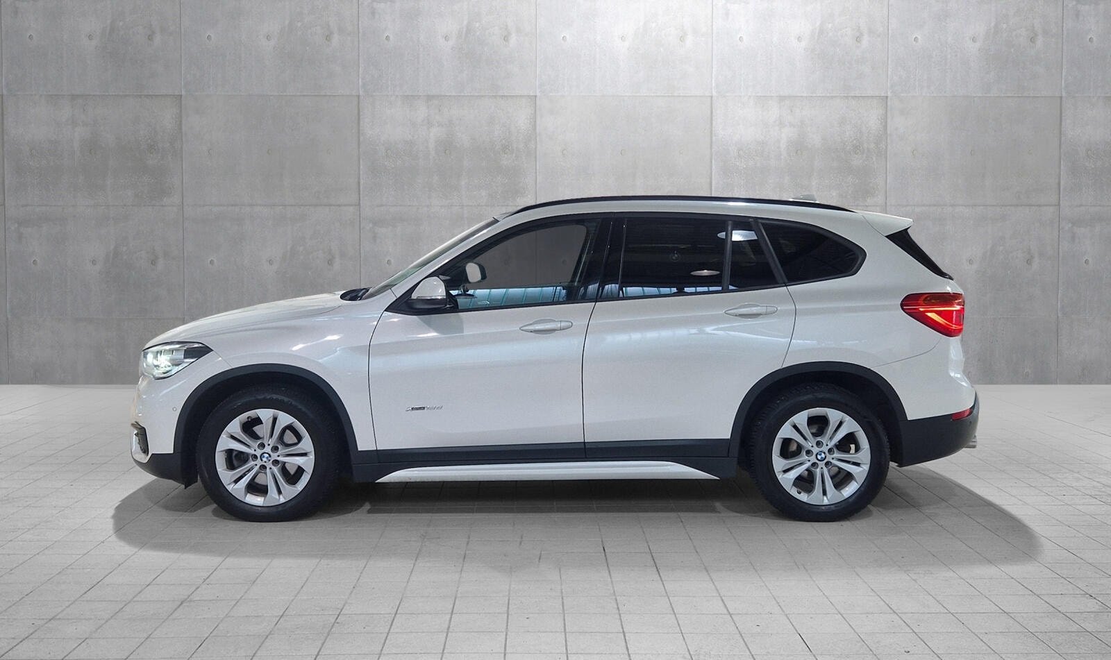 BMW X1 xDrive18d 150 ch 100 Edition