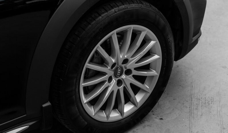 
Audi A4 allroad 2.0 TDI 190 ch quattro full									
