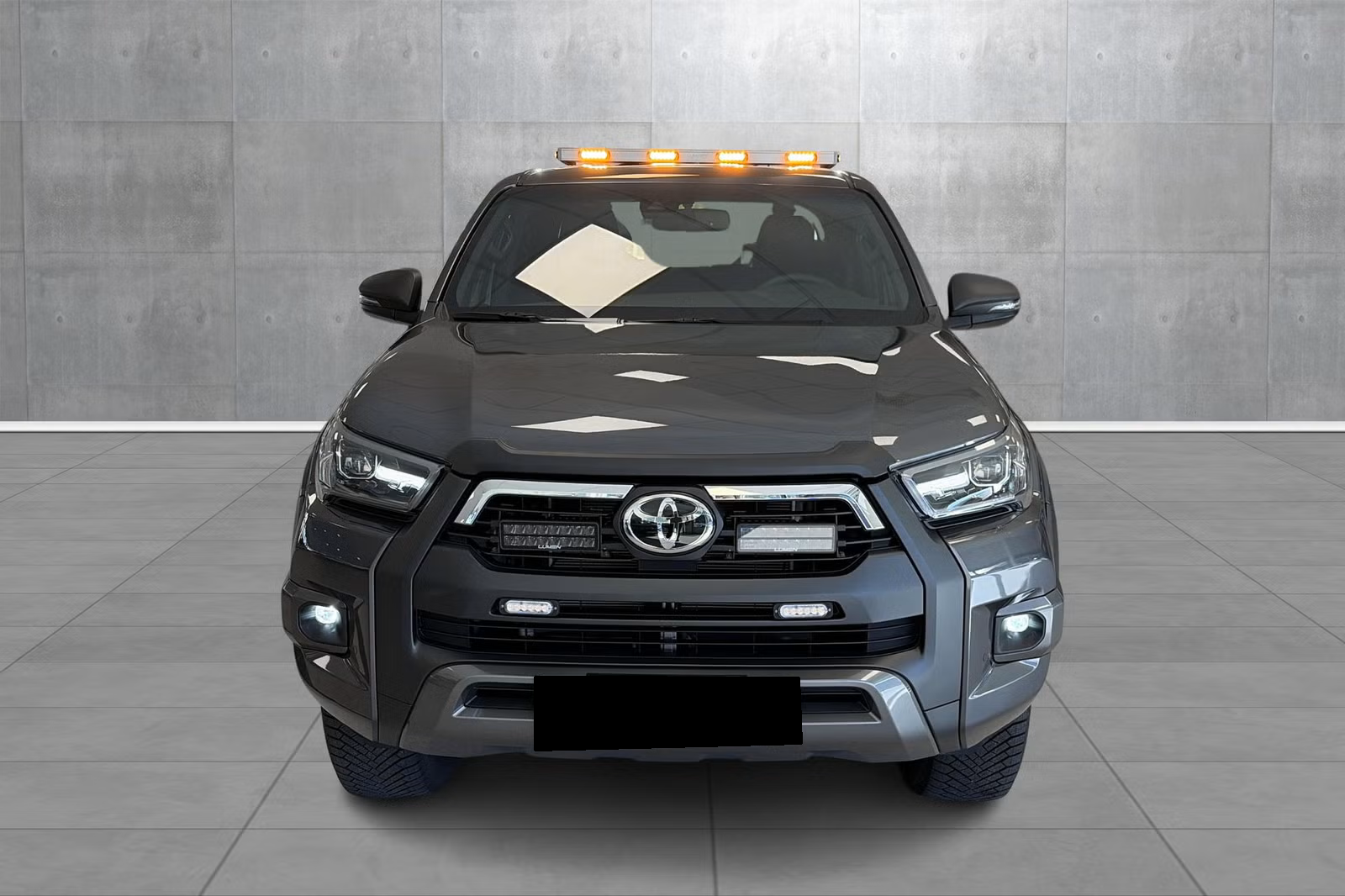TOYOTA HILUX SOMNY TOPPMODELL SKINN BREDLAST 204 CH 2025 — NEUF 39 KM