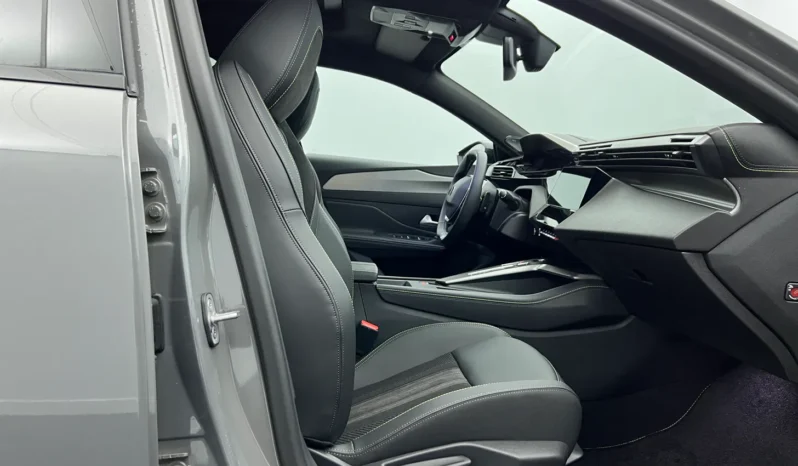 
PEUGEOT 308 GT BlueHDi 130 S&S EAT8 full									