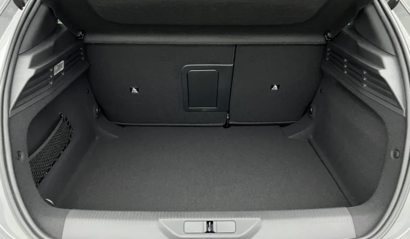 
PEUGEOT 308 GT BlueHDi 130 S&S EAT8 full									