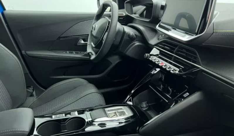 
PEUGEOT 208 GT Hybrid 110 e-DCS6 full									