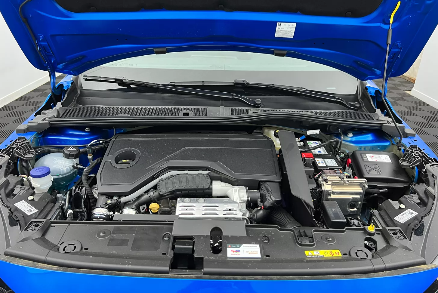 PEUGEOT 208 GT Hybrid 110 e-DCS6
