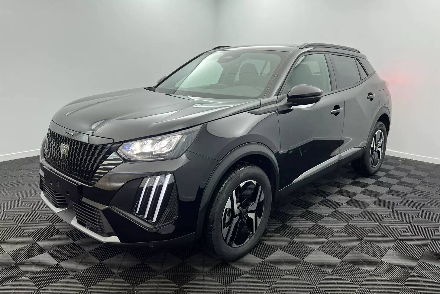 PEUGEOT 2008 Allure Hybrid 145 e-DCS6
