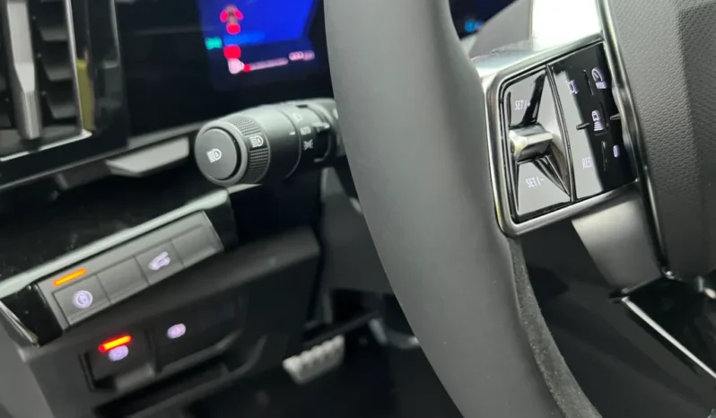 
RENAULT Austral Esprit Alpine Full Hybrid E-Tech 200 ch full									