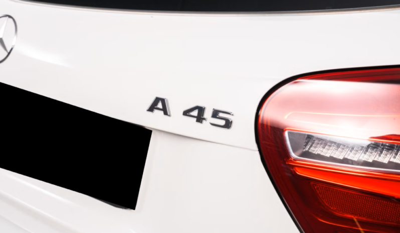 
Mercedes-Benz A45 AMG 4MATIC full									