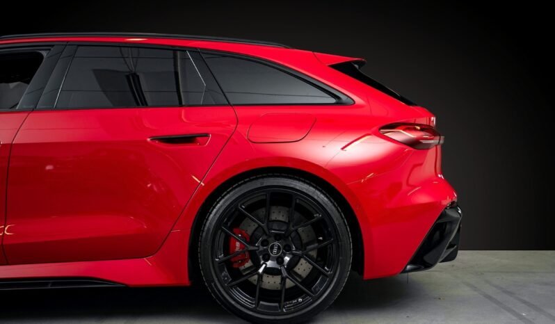 
Audi RS 5 Avant 2.9 TFSI quattro PHEV 639 ch full									